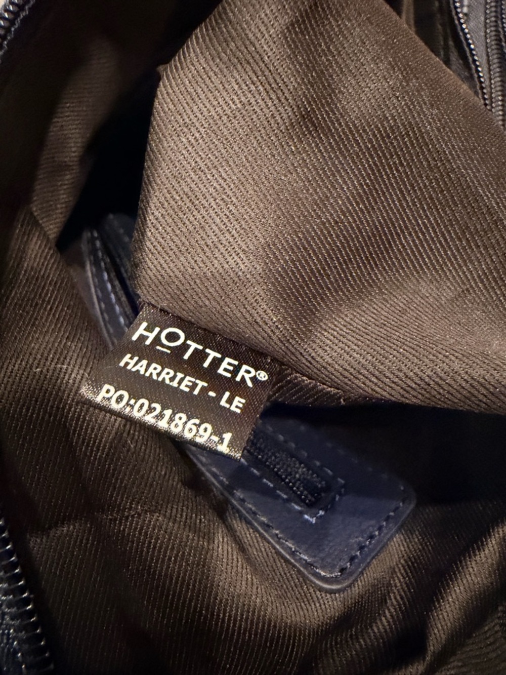 NEW Hotter Harriet Soft Leather Cross Body with zippers 8 packets & 8 card slots - Picture 8 of 11